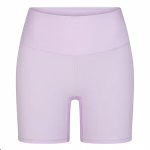 NWT Skims Fits Everybody High Waisted Short COLOR L